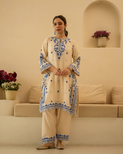 White Lily Breeze – Dori Embroidered Straight Suit Set